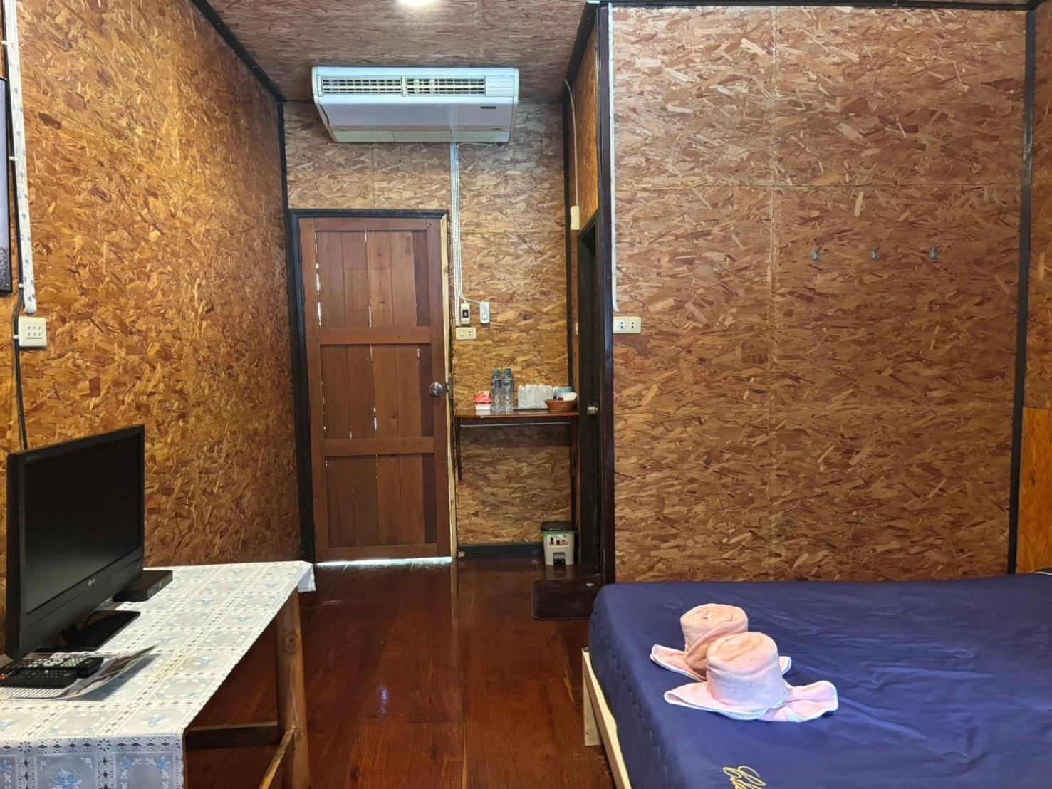 แพจิตรธาดาธารน้ำ Hotell Tha Kradan Eksteriør bilde